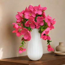 6" long po mini latex topiary with flowers( 35 leavs=flowers)