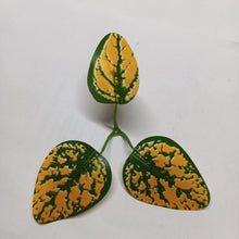 Artificial Leaf Design 020 - 1 KG PACK