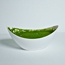 Boat Pot White Size - (in cms) :  Height-9 x Width-21 x Depth-12.5