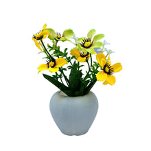 Artificial Flower Daisy in Small Pot